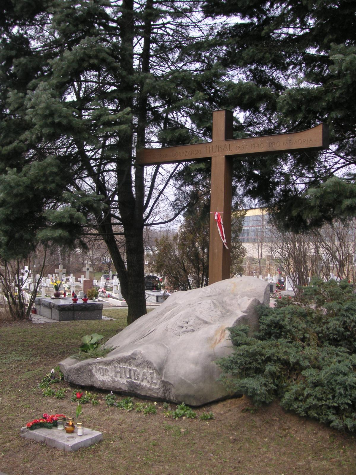Wikipedia, Henryk Dobrzański, Memorial stones in Świętokrzyskie Voivodeship, Monuments and memorials