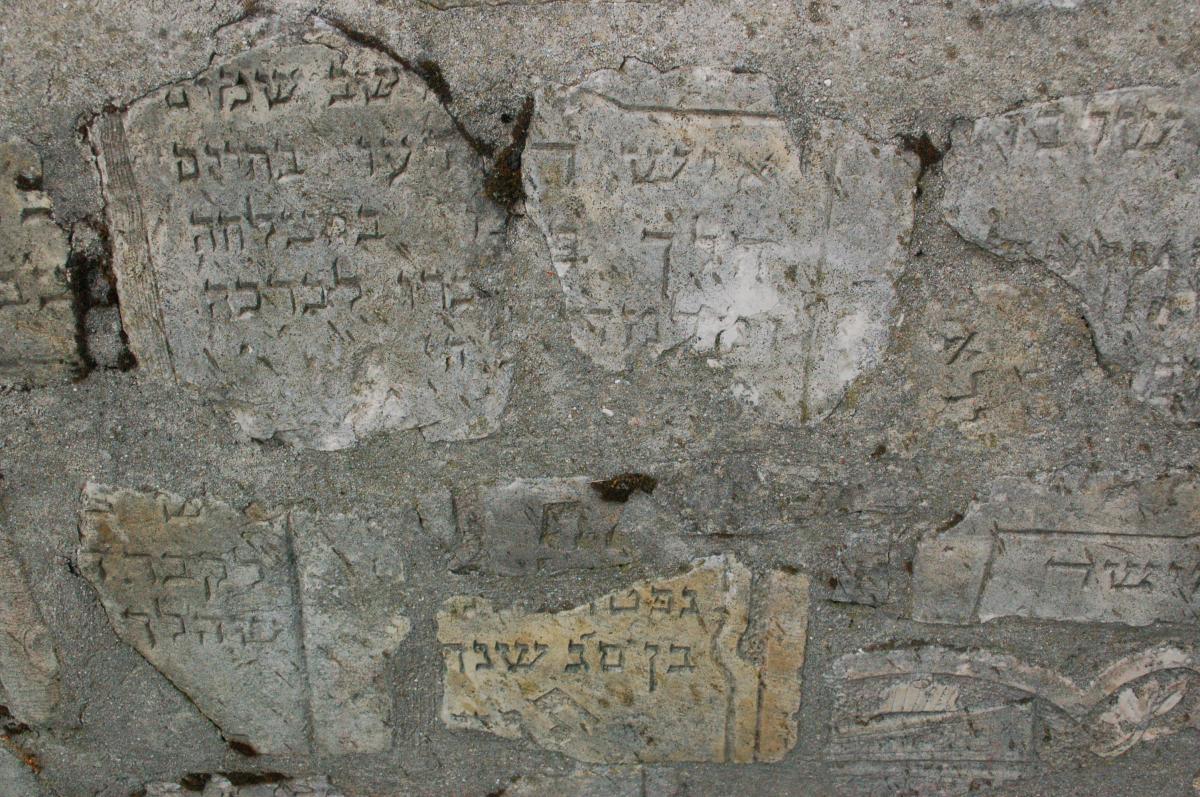 Wikipedia, Files by Wistula, Jewish cemetery in Sochaczew, Self-published work