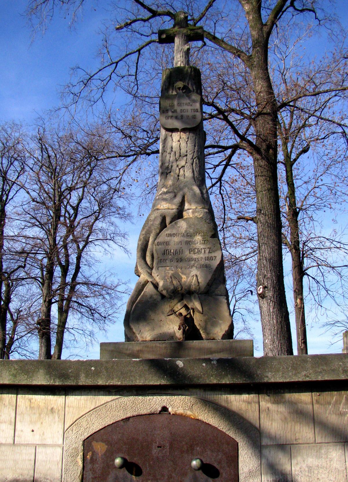 Wikipedia, Evangelical-Augsburg Cemetery in Radom, Images from Wiki Loves Monuments 2012, Images fro