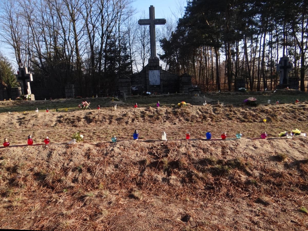 Wikipedia, Self-published work, World War I Cemetery nr 272 in Przyborów