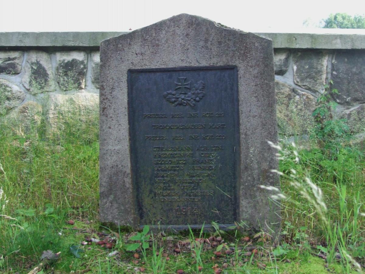 Wikipedia, Self-published work, World War I Cemetery nr 303 in Rajbrot