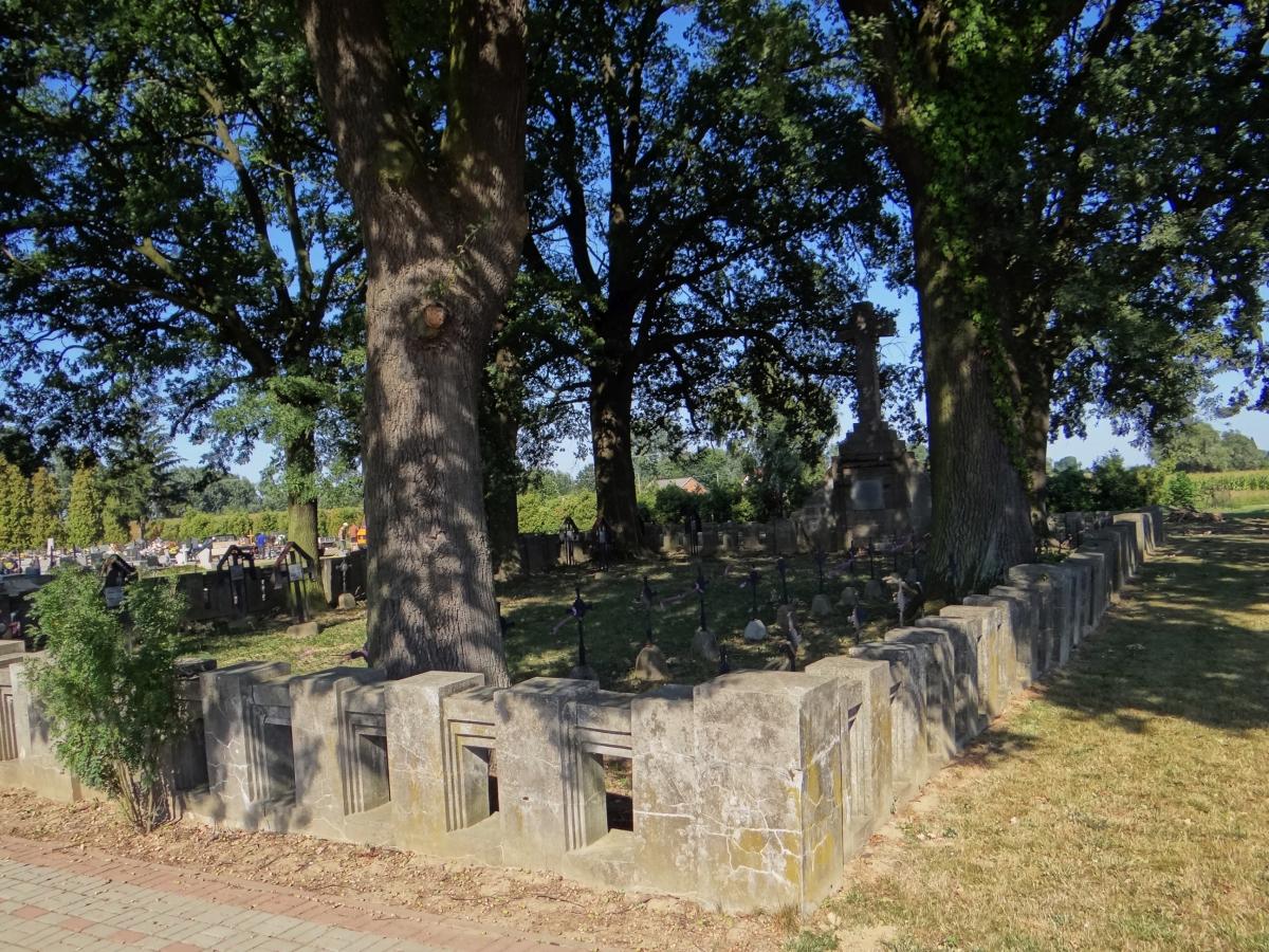 Wikipedia, Self-published work, World War I Cemetery nr 255 in Wietrzychowice