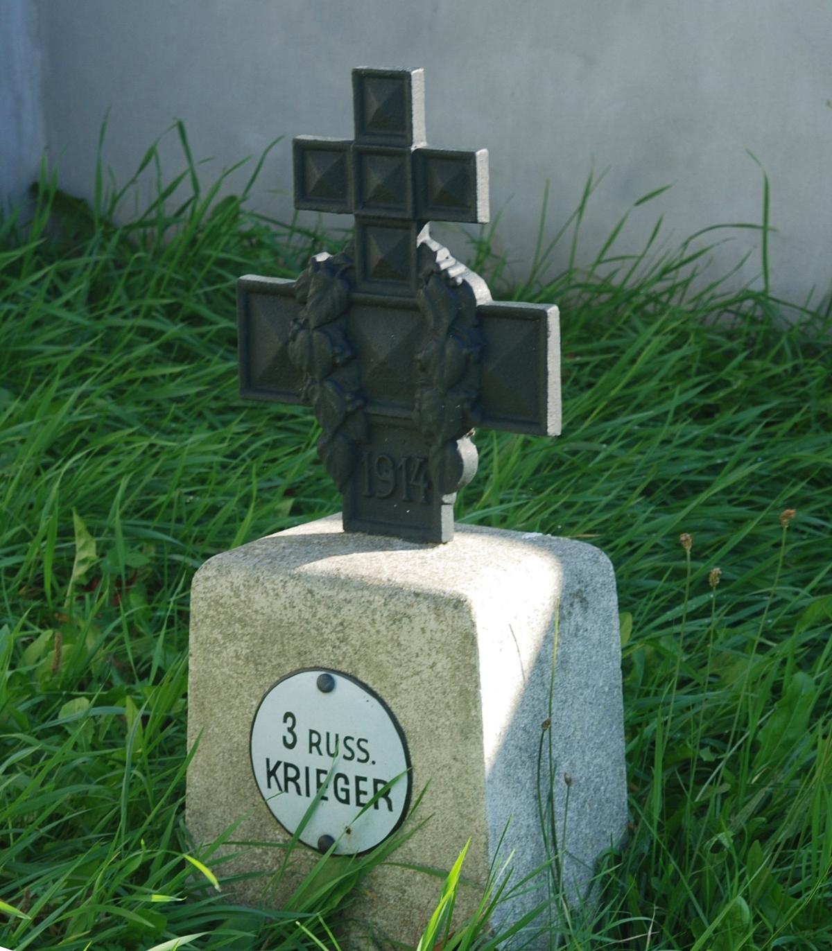 Wikipedia, Self-published work, World War I Cemetery nr 86 in Ropica Polska