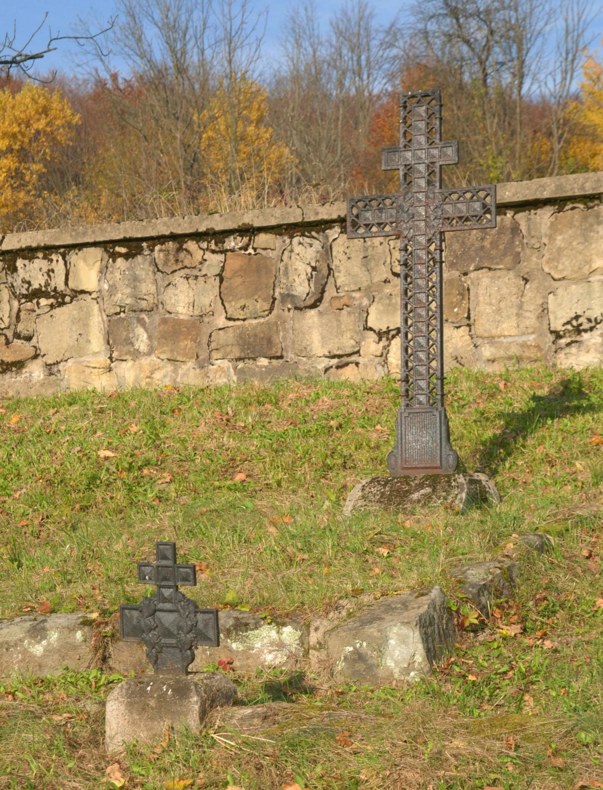 Wikipedia, Self-published work, World War I Cemetery nr 64 in Bartne
