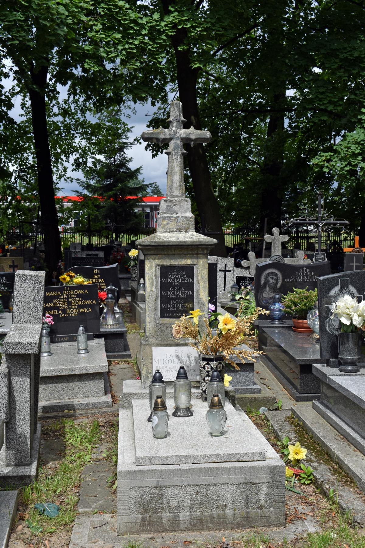 Wikipedia, Bronowice cemetery, Media with locations, Pages with maps, Self-published work, User:Zetp
