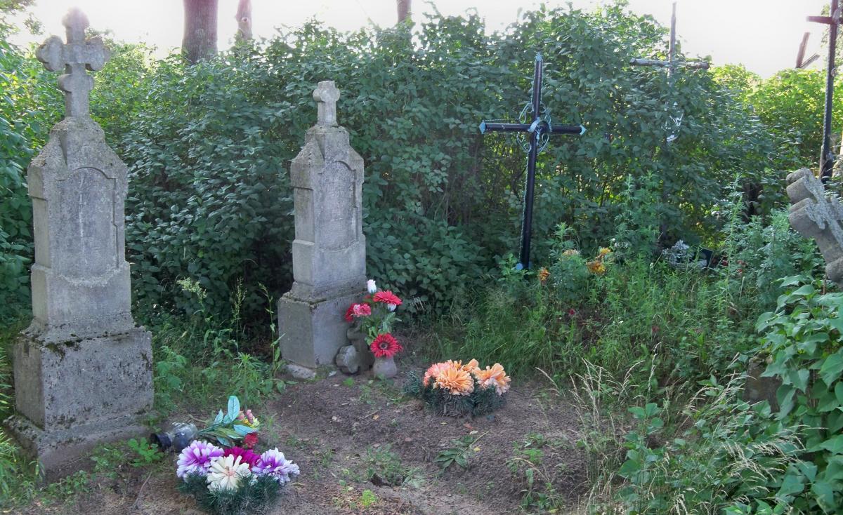 Wikipedia, Images by User:Panek/Lubelszczyzna, Orthodox cemetery in Sosnowica, Self-published work