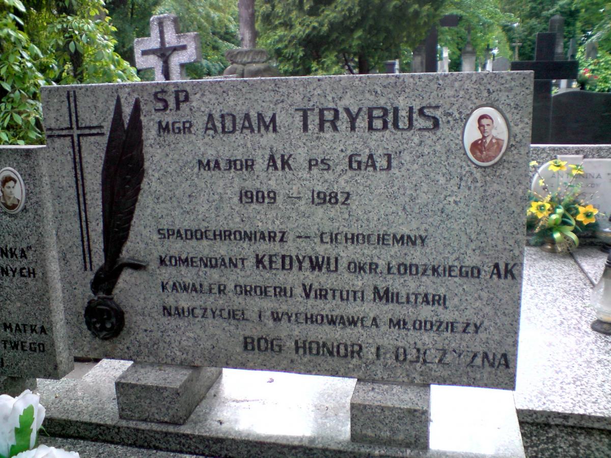Wikipedia, Adam Trybus, Cichociemni tombs, Old Roman Catholic Cemetery in Piotrków Trybunalski, Self