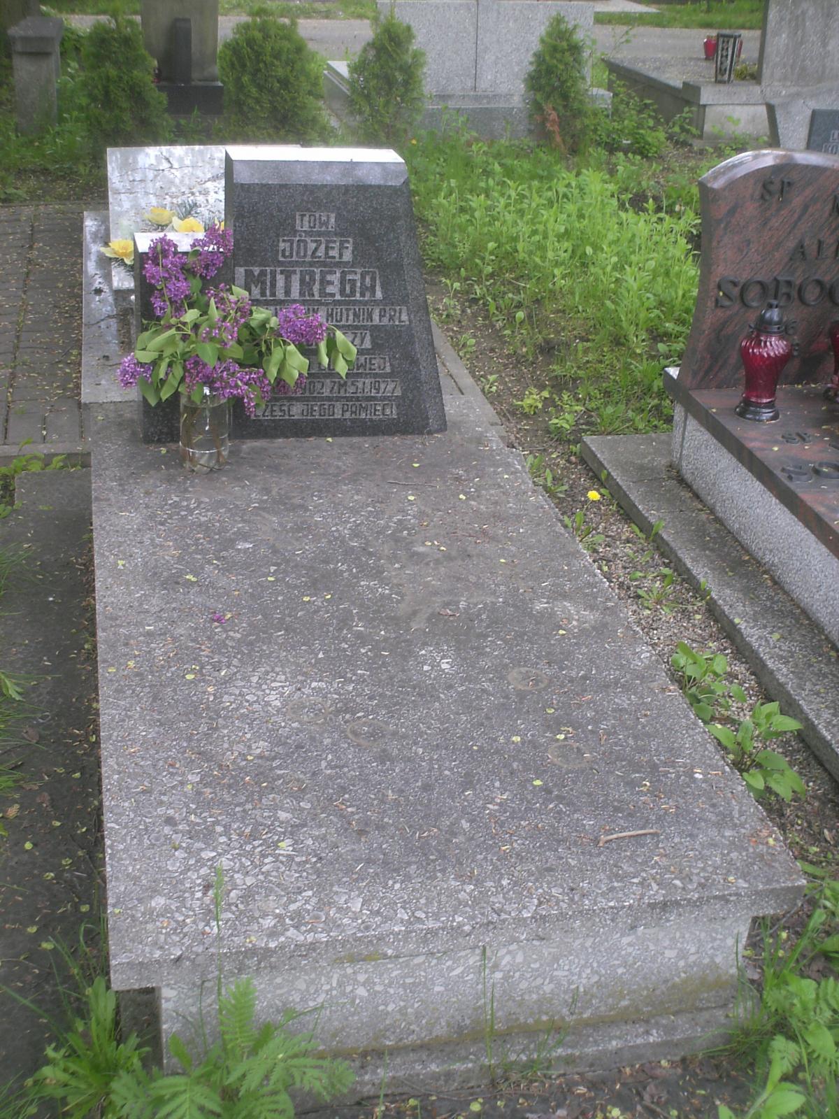 Wikipedia, Central Cemetery (Gliwice), Odznaczeni Orderem Budowniczych Polski Ludowej, Self-publishe