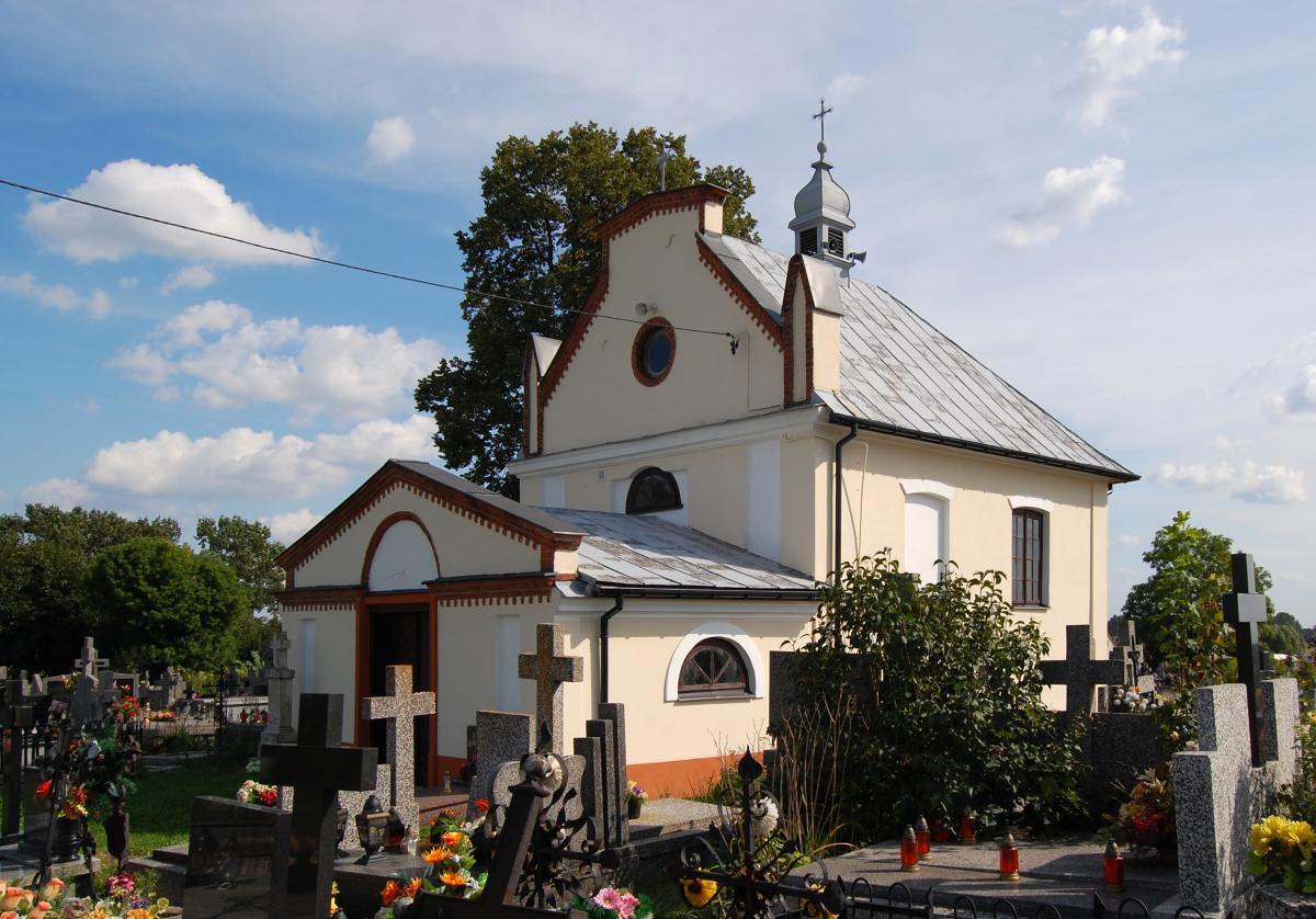 Wikipedia, August 2009 in Poland, Cemetery chapels in Masovian Voivodeship, Churches in Poland photo