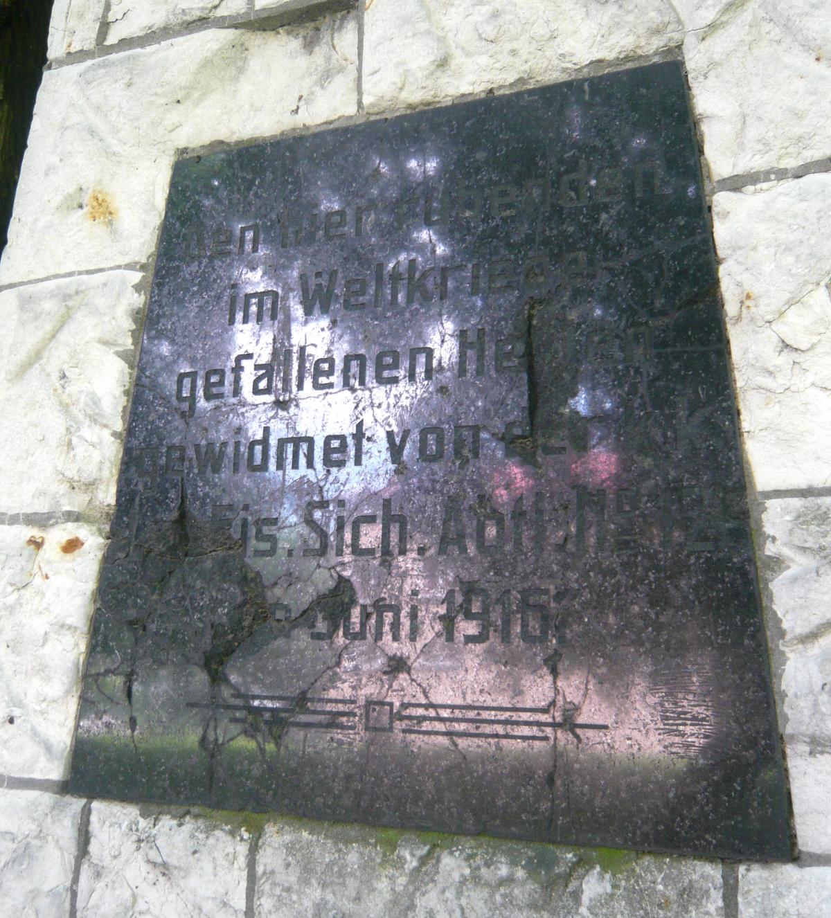 Wikipedia, Self-published work, War cemetery in Trawniki