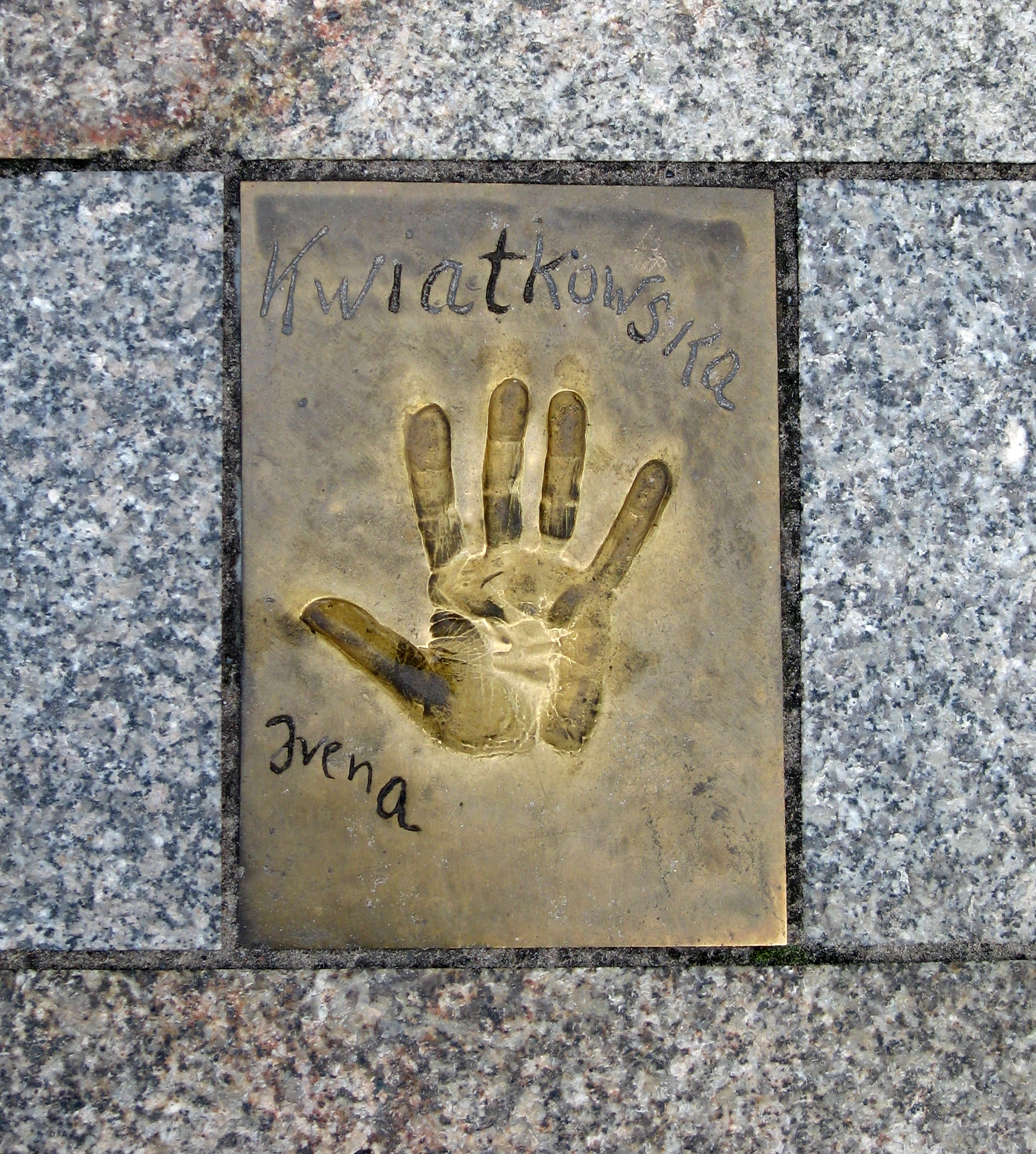 Wikipedia, Aleja Gwiazd in Mi�dzyzdroje, Files by User:Beax from pl.wiki, Irena Kwiatkowska, Self-pu