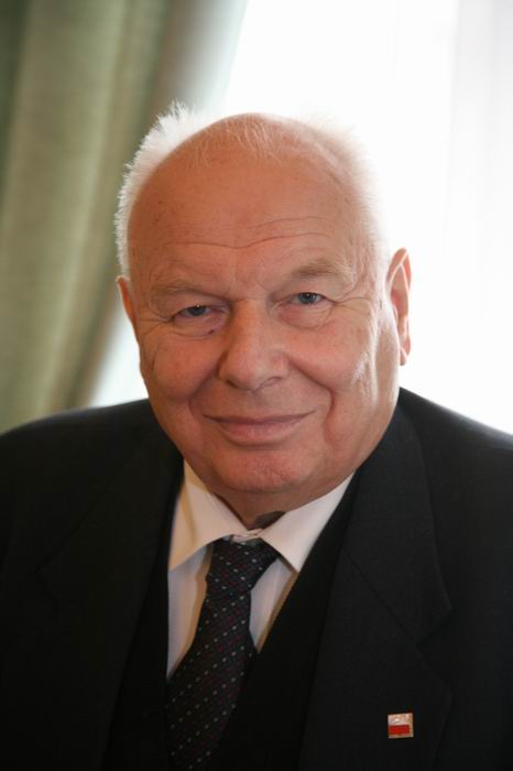 Wikipedia, Andrzej Stelmachowski, PolishPresidentCopyright