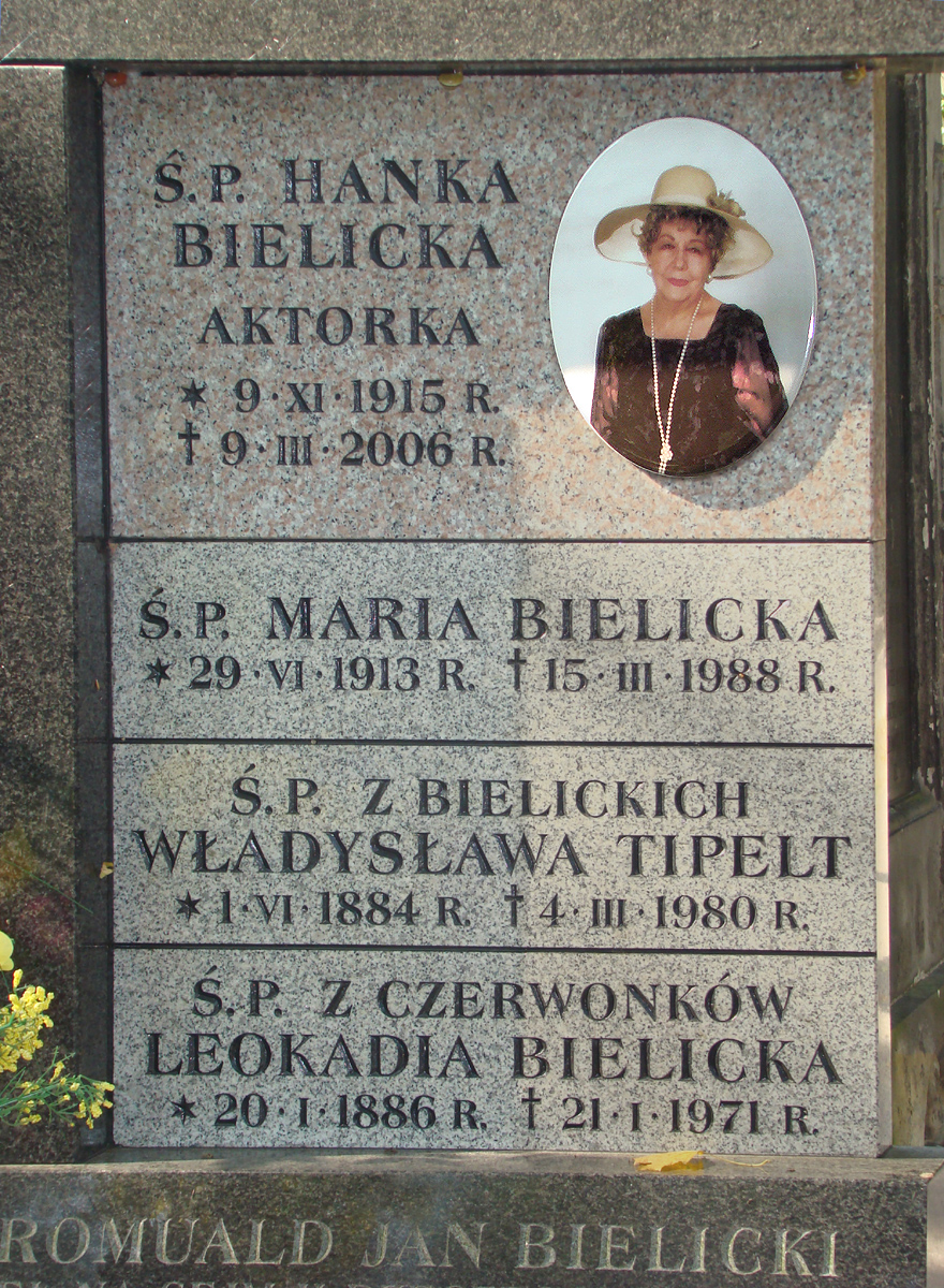 Wikipedia, Hanka Bielicka, PD-self, Powzki Cemetery - B, Self-published work, Taken with Sony DSC-H