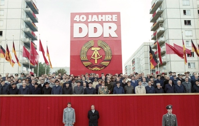 Wikipedia, 1989-10-07, 20th-century photographs of Romania, 40th anniversary of the German Democrati