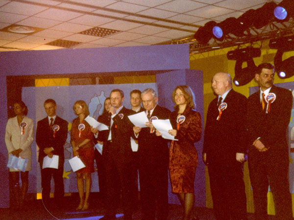 Wikipedia, Andrzej Szejna, Gromada Hotels, J�zef Oleksy, Leszek Miller, Self-published work, Sojusz 