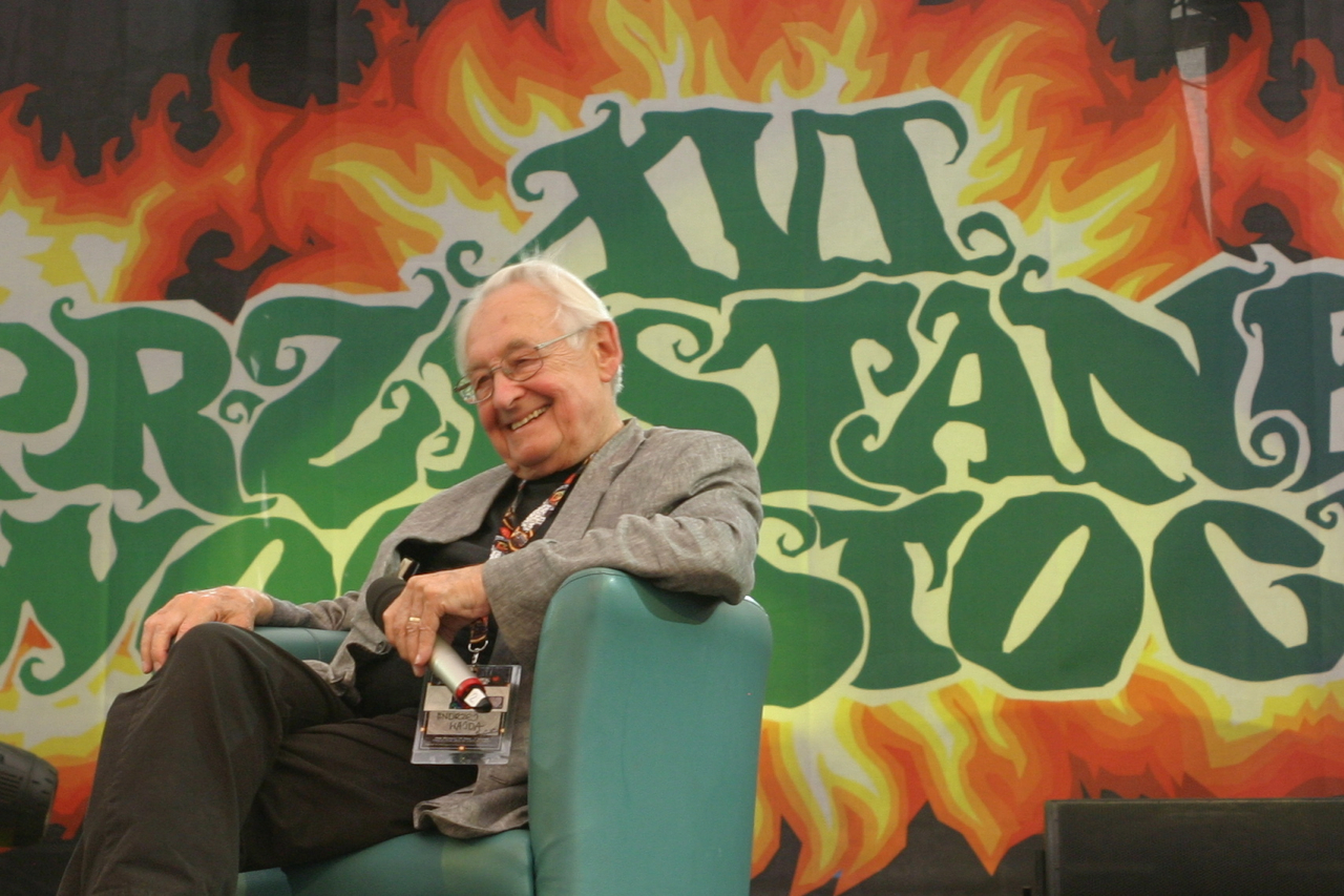 Wikipedia, Andrzej Wajda, Przystanek Woodstock 2010